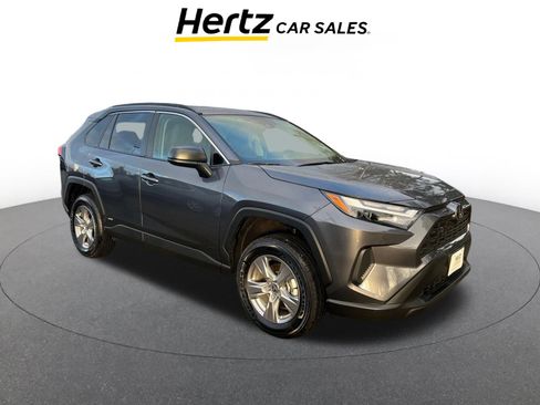 Used 2025 Toyota RAV4 LE image 1
