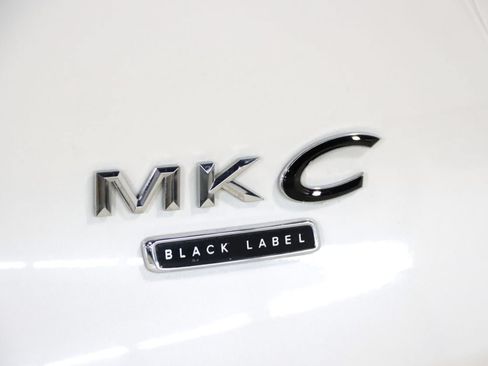Used 2017 Lincoln MKC Black Label w/ Lincoln MKC Climate Package AWD/4WD image 11