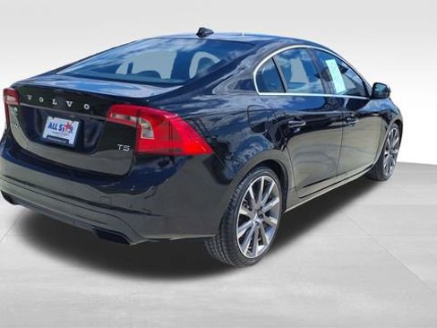 Used 2015 Volvo S60 T5 Premier w/ Convenience Package image 7