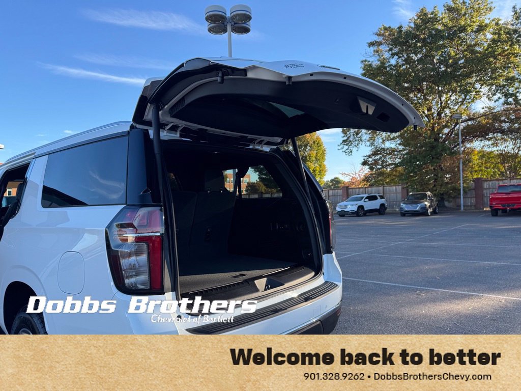Used 2022 Chevrolet Suburban LT w/ LT Signature Package AWD/4WD image 38