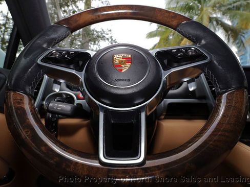 Used 2016 Porsche Cayenne image 48