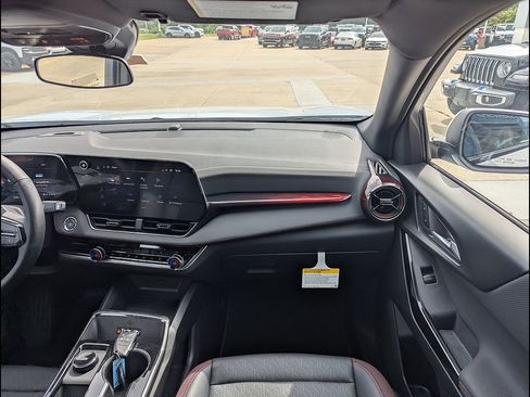 New 2026 Chevrolet Equinox RS AWD/4WD image 4