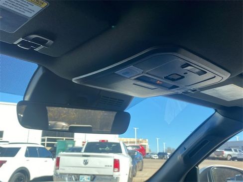 Used 2024 Toyota Tacoma TRD Off-Road image 30