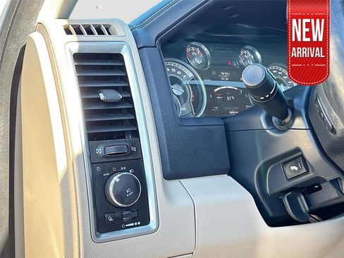 Used 2018 RAM 1500 Limited image 11