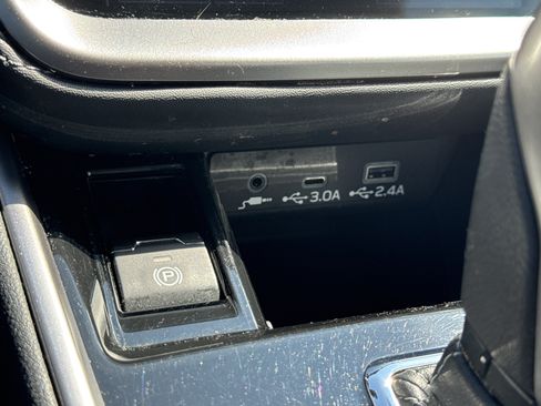 Used 2024 Subaru Legacy Limited AWD/4WD image 15