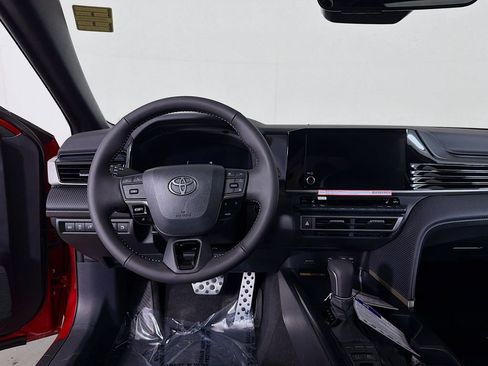 New 2026 Toyota Camry Hybrid AWD/4WD image 19