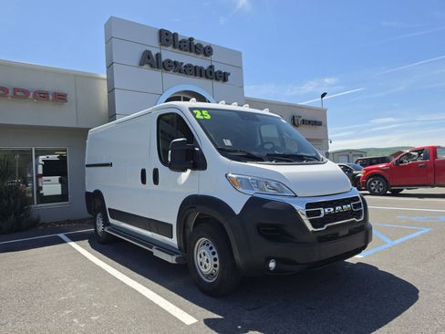 Used 2025 RAM ProMaster 2500 w/ U-Haul Equipment Group FWD image 1