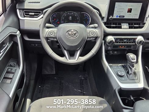 Used 2023 Toyota RAV4 SE AWD/4WD image 11