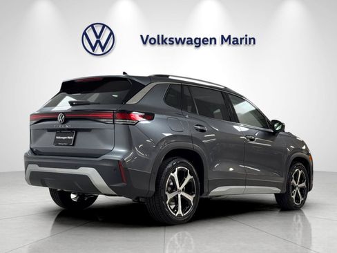 New 2026 Volkswagen Tiguan SE FWD image 5