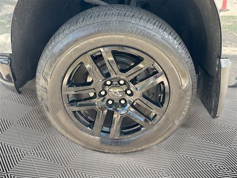 Used 2020 Chevrolet Silverado 1500 LT Trail Boss image 31