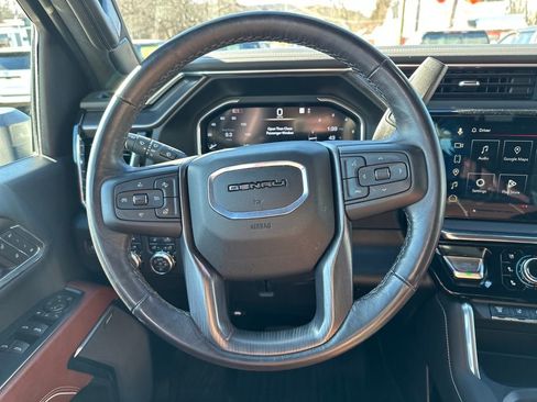 Used 2024 GMC Sierra 2500 Denali Ultimate w/ Snow Plow Prep/Camper Package image 15