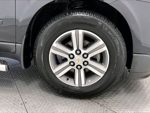 Used 2015 Chevrolet Traverse LT w/ LPO, 'HIT The Road' Package AWD/4WD image 8