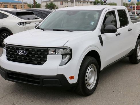 New 2026 Ford Maverick XL image 2