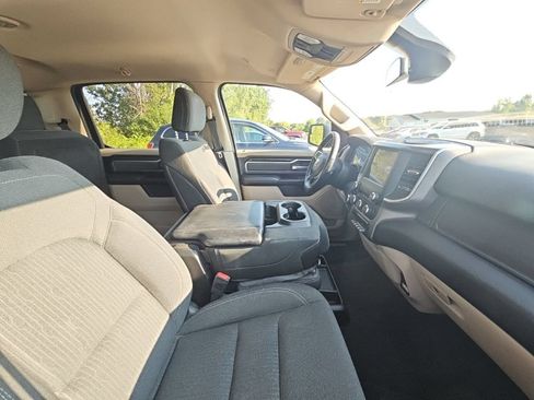 Used 2020 RAM 1500 Big Horn AWD/4WD image 4