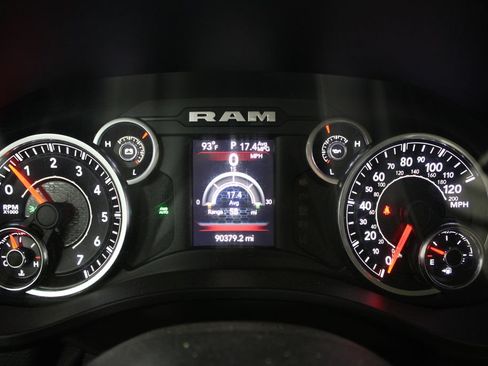 Used 2020 RAM 1500 Big Horn AWD/4WD image 21