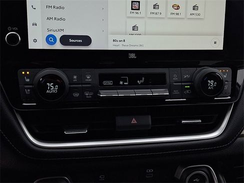 Used 2024 Toyota Grand Highlander Limited image 15