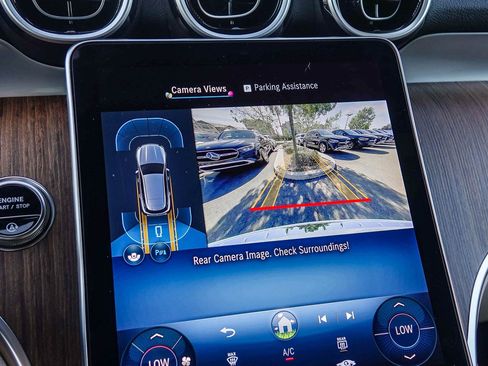 Certified 2025 Mercedes-Benz GLC 300 4MATIC image 23