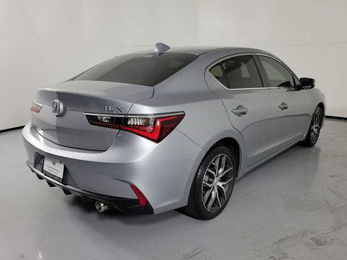Used 2022 Acura ILX w/ Premium Package FWD image 3