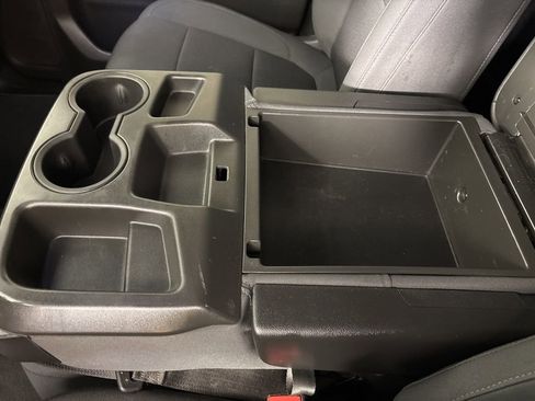 Used 2021 Chevrolet Silverado 1500 Custom w/ Custom Max Trailering Package image 34