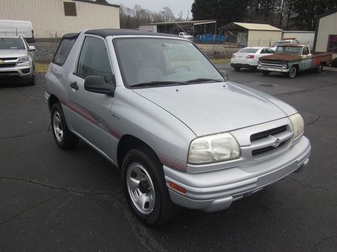 Used 2000 Suzuki Vitara JLX image 4