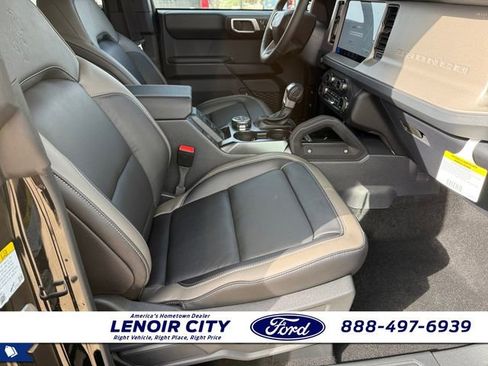 New 2026 Ford Bronco Outer Banks w/ Sasquatch Package image 13