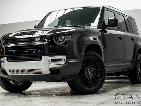 Used 2025 Land Rover Defender 110 S image 1