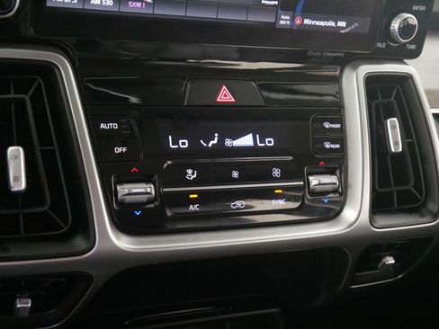 Used 2022 Kia Sorento S AWD/4WD image 23