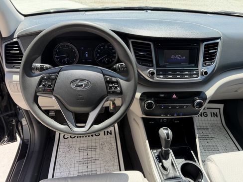 Used 2016 Hyundai Tucson SE w/ Option Group 02 AWD/4WD image 12