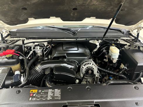 Used 2012 GMC Yukon Denali image 47