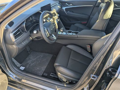 New 2026 Genesis G70 2.5T image 9
