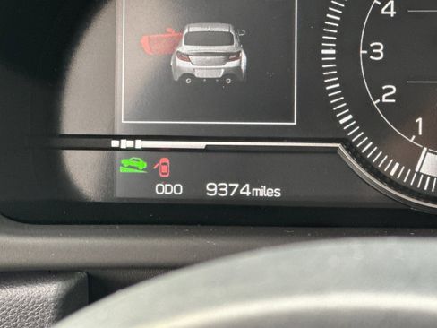 Used 2025 Toyota GR86 Premium image 25