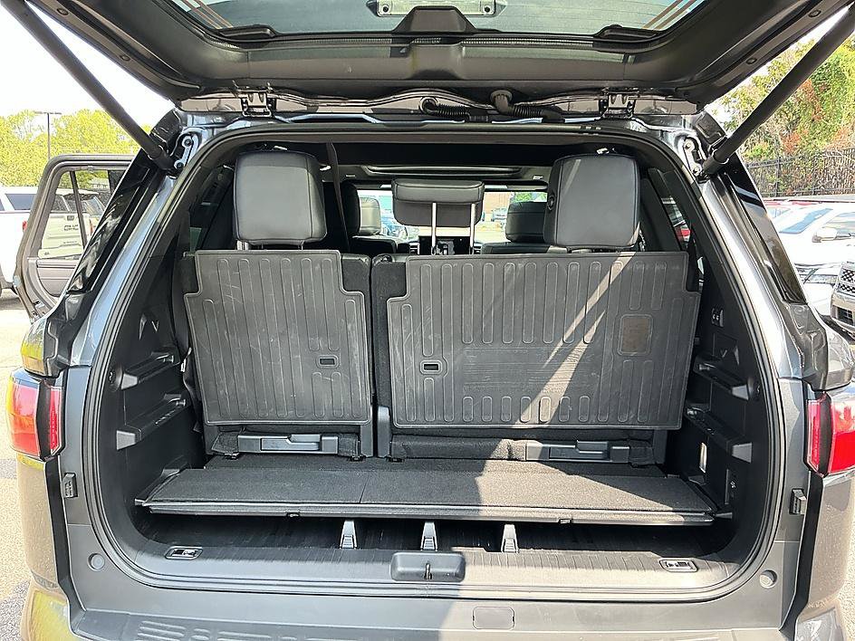Used 2026 Toyota Sequoia Platinum AWD/4WD image 29