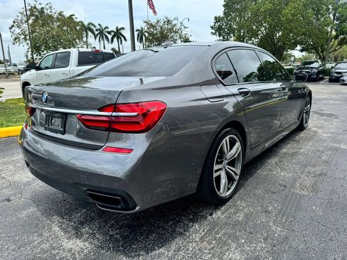 Used 2016 BMW 750i xDrive AWD/4WD image 4
