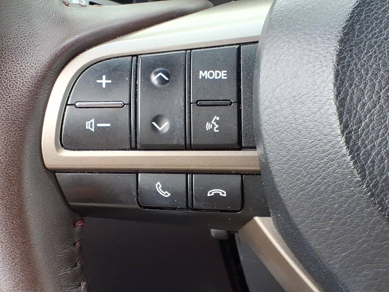 Used 2017 Lexus RX 350 AWD w/ Premium Package image 24