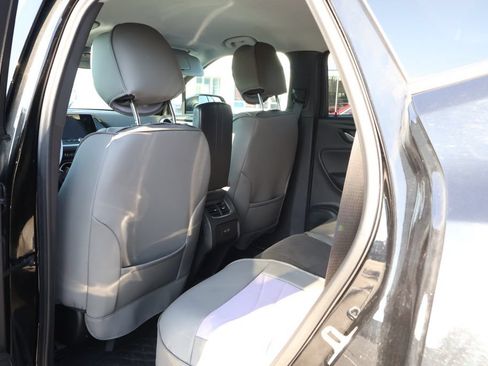 Used 2020 Chevrolet Blazer LT FWD image 31