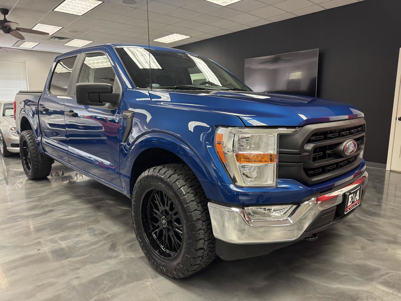 Used 2022 Ford F150 XL w/ Equipment Group 101A High AWD/4WD image 4