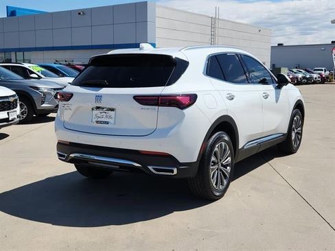Used 2025 Buick Envision Preferred AWD/4WD image 3