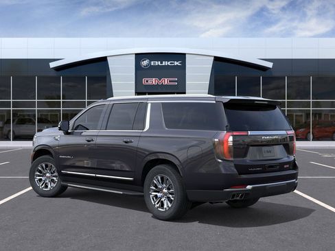 New 2026 GMC Yukon XL Denali w/ Advanced Technology Package image 3