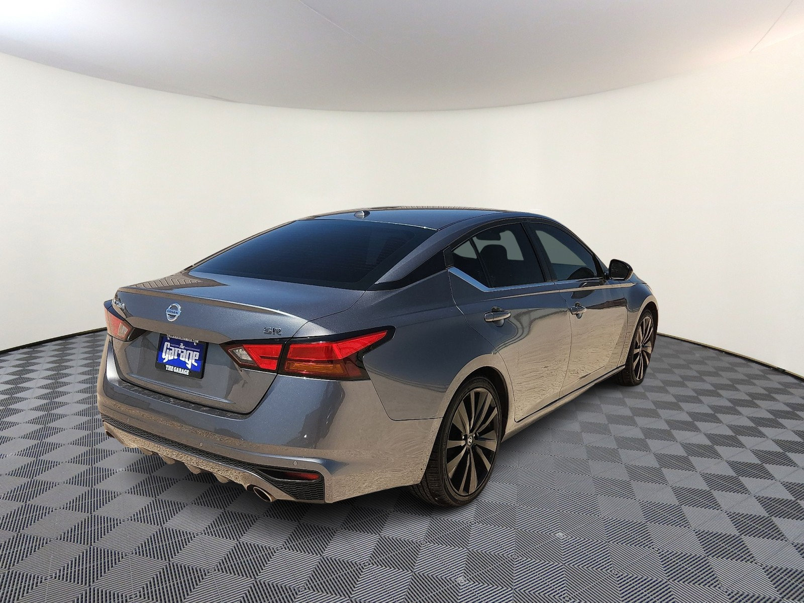 Used 2022 Nissan Altima 2.5 SR FWD image 4