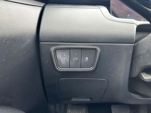 Used 2023 Hyundai Santa Cruz SEL Premium image 10