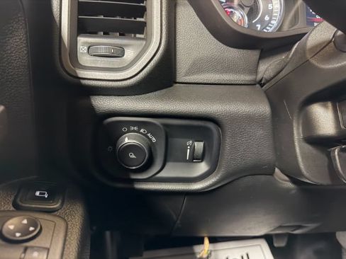 Used 2024 RAM 2500 Tradesman AWD/4WD image 21