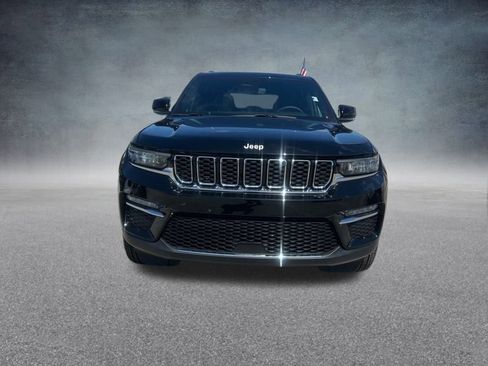 Certified 2024 Jeep Grand Cherokee Limited image 8