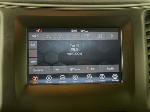 Used 2020 Jeep Cherokee Altitude image 14