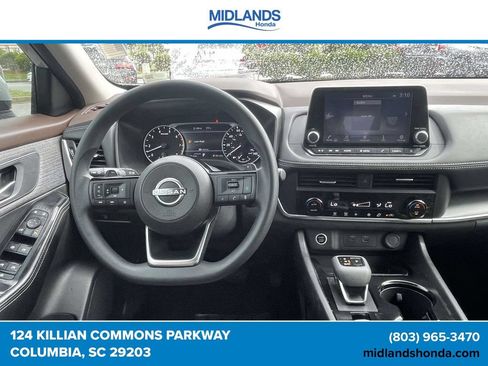 Used 2023 Nissan Rogue SV FWD image 12