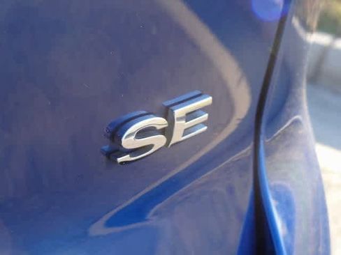 Used 2021 Ford EcoSport SE image 37