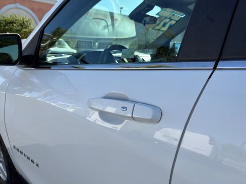 Used 2022 Chevrolet Equinox LT image 37