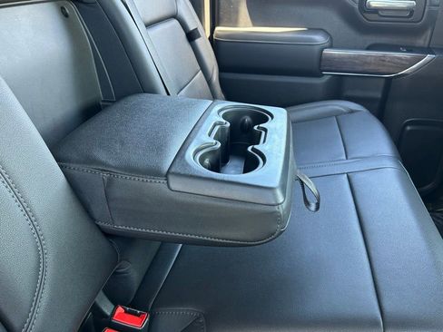 Used 2022 Chevrolet Silverado 1500 LTZ w/ Technology Package image 43