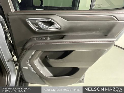Used 2021 Chevrolet Tahoe RST w/ Luxury Package AWD/4WD image 22