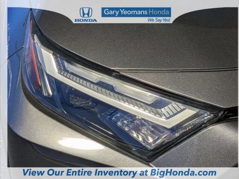 Used 2024 Toyota RAV4 XLE FWD image 12