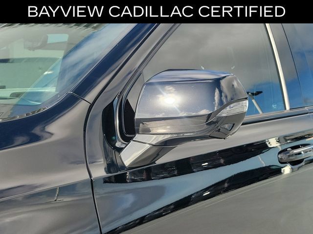 Used 2023 Cadillac Escalade ESV V AWD/4WD image 11
